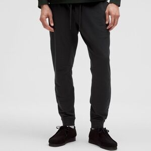 NWT lululemon athletica Men's Black Joggers